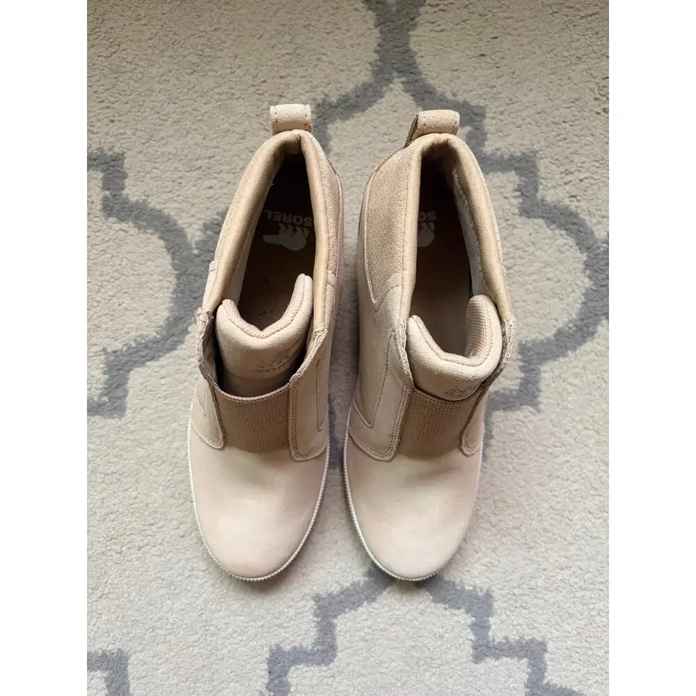NEW Sorel Out N About Wedge Bootie Sneakers Beige Suede Women’s Size 9